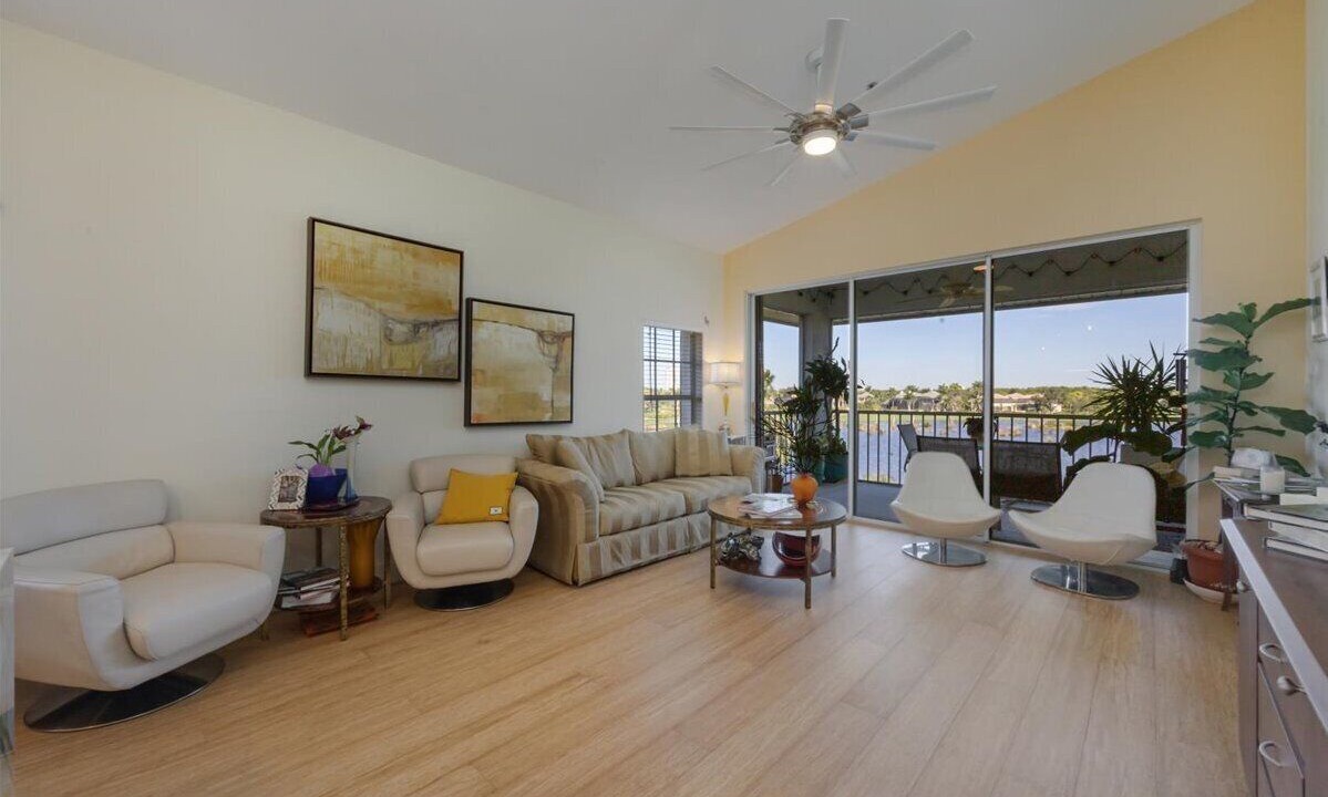Photo of Livingroom in Bonita Bay