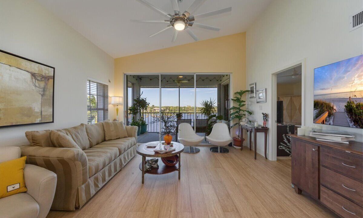Photo of Livingroom in Bonita Bay