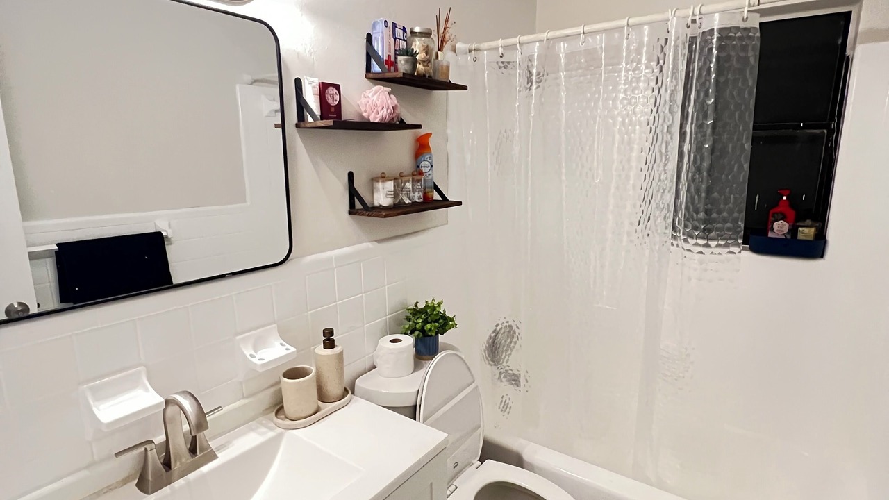 Photo of Bathroom in Riviera Beach