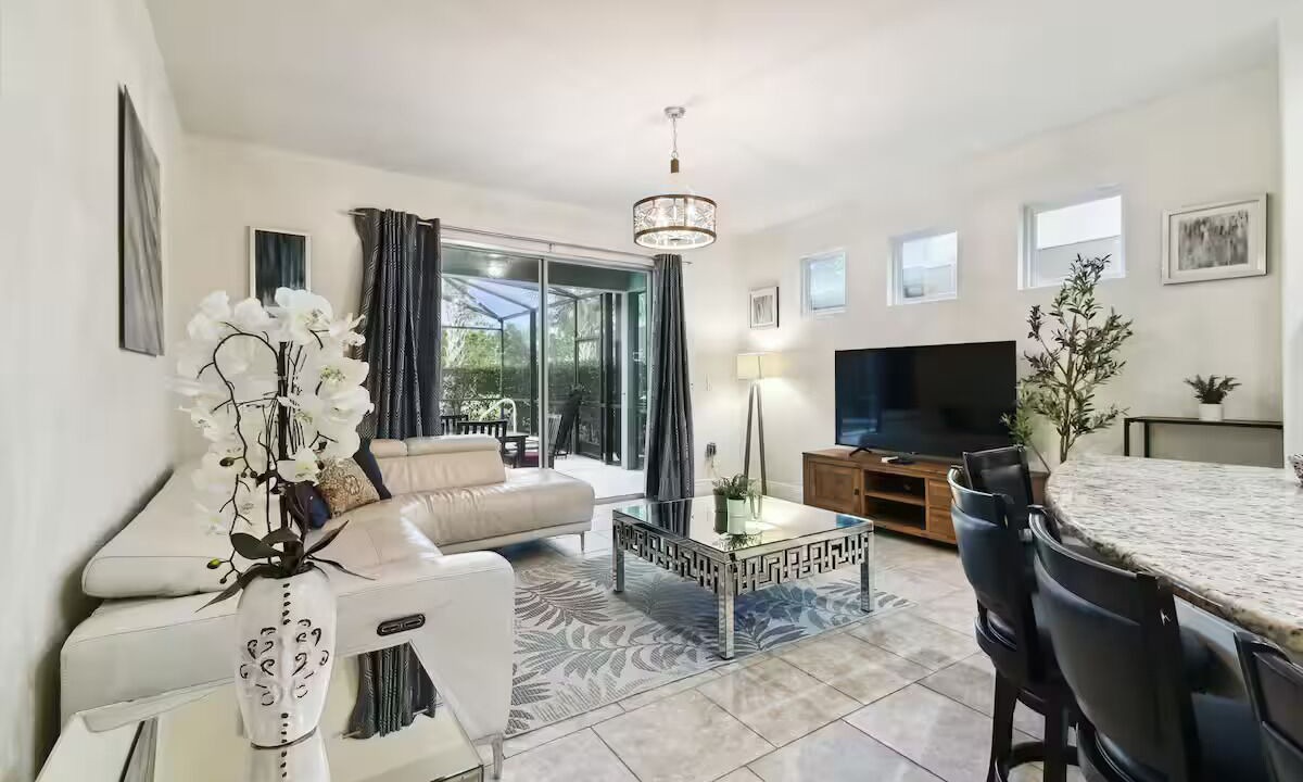 Photo of Livingroom in Loughman
