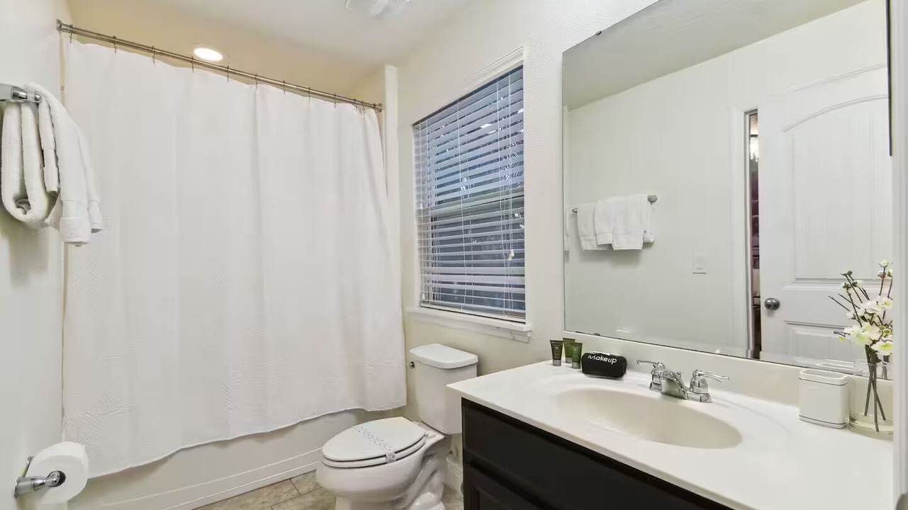 Photo of Bathroom in Loughman