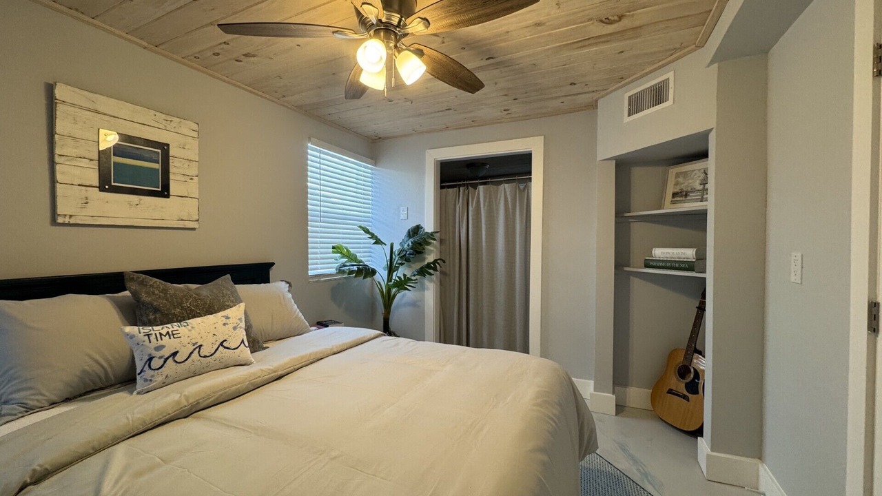 Photo of Bedroom in Matlacha