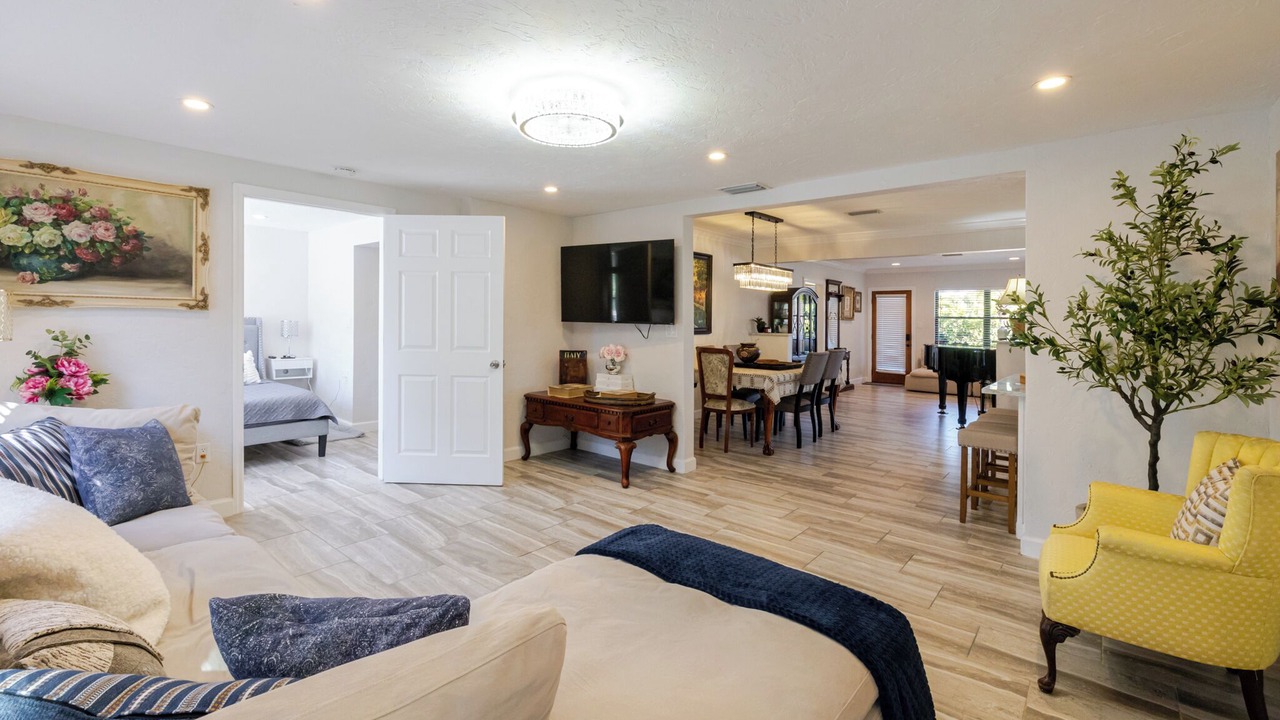 Photo of Livingroom in Indian Beach Sapphire Shores