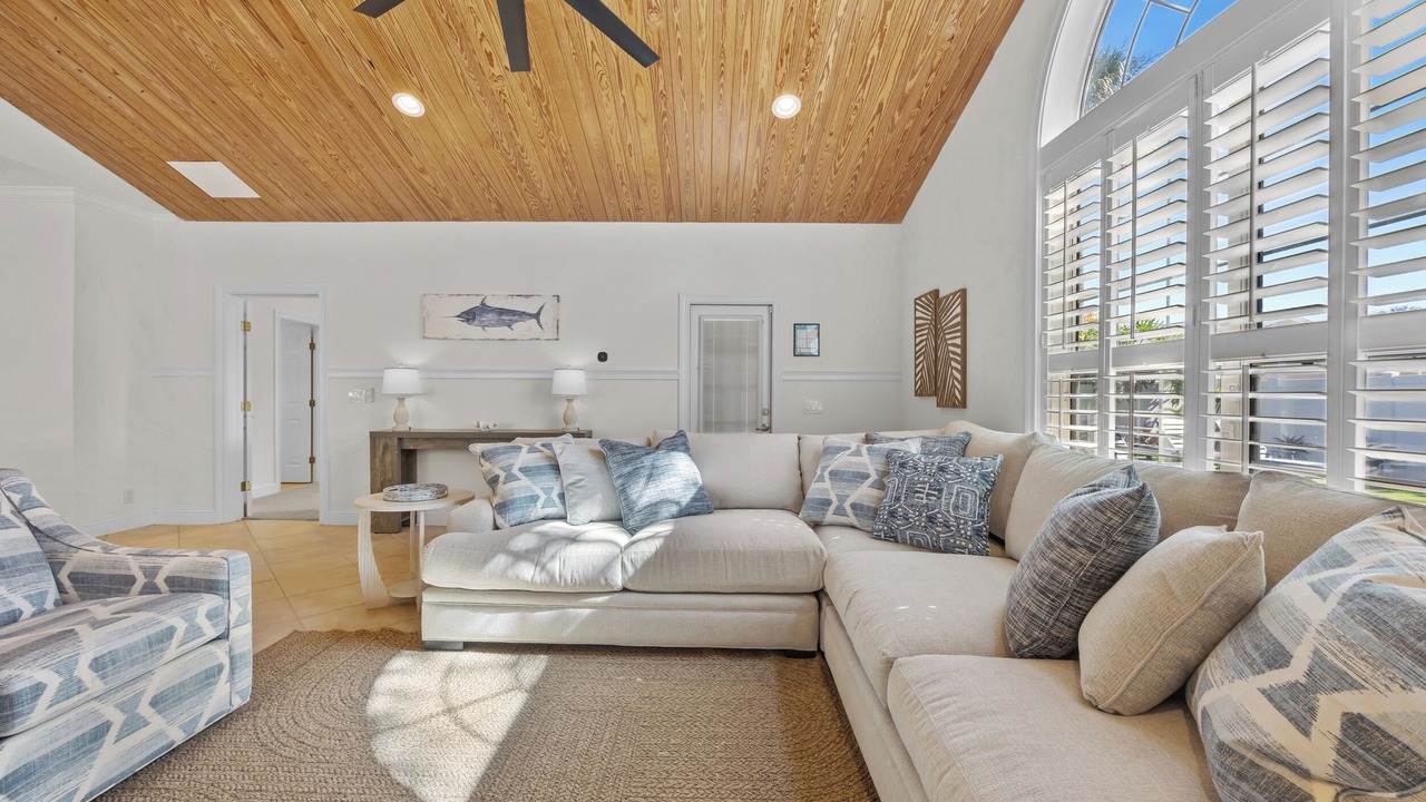 Photo of Livingroom in Jacksonville Beach