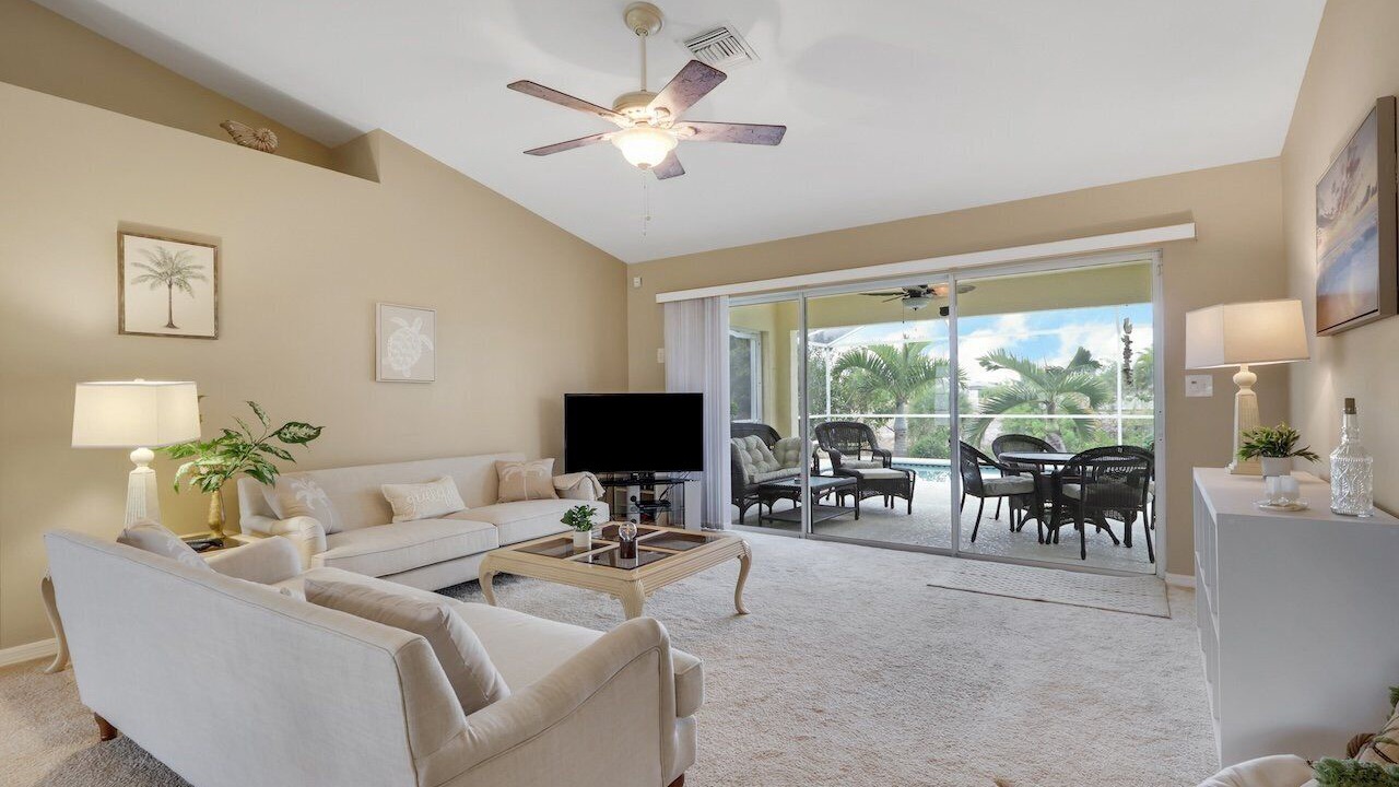Photo of Livingroom in Diplomat