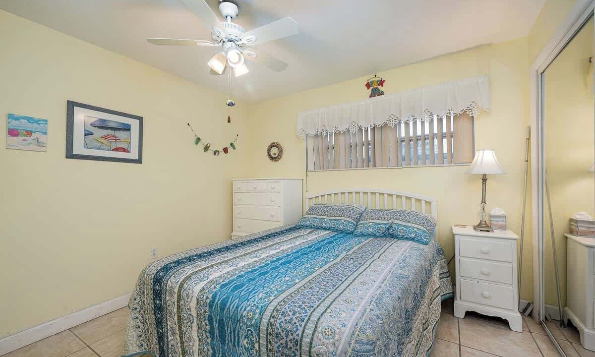 Photo of Bedroom in Cocoa Beach