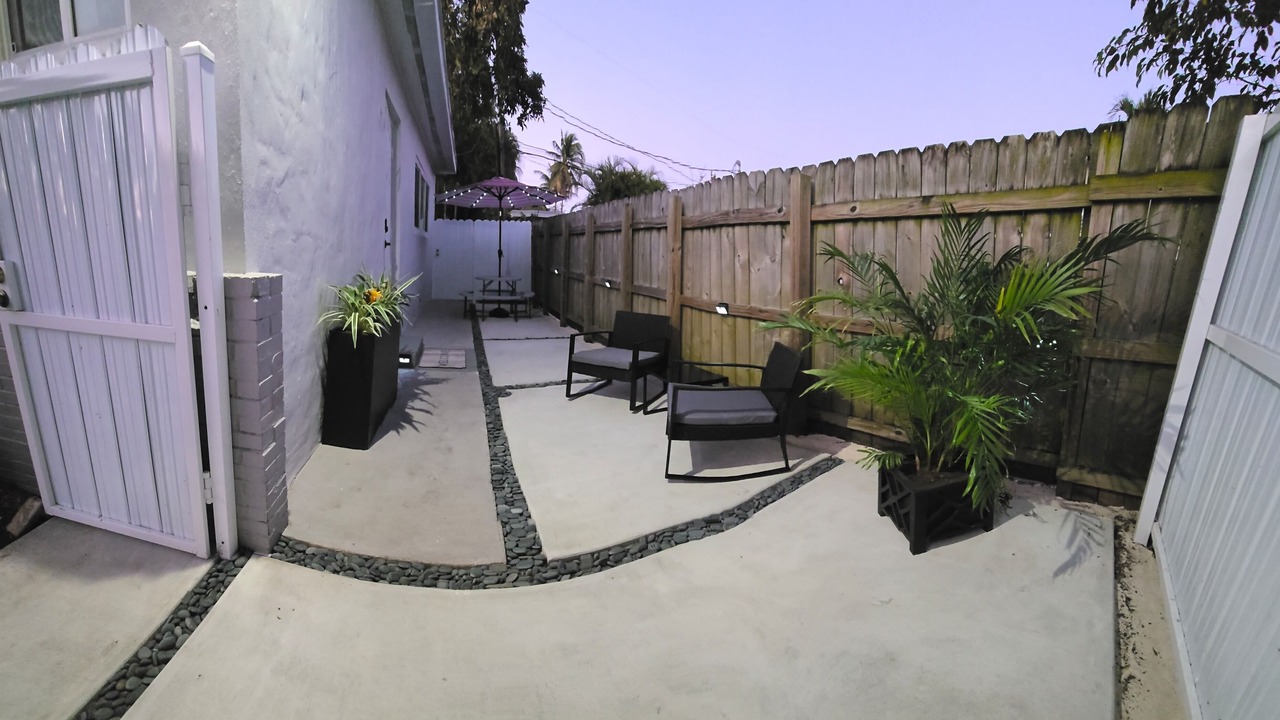 Photo of Patio Balcony in West Miami