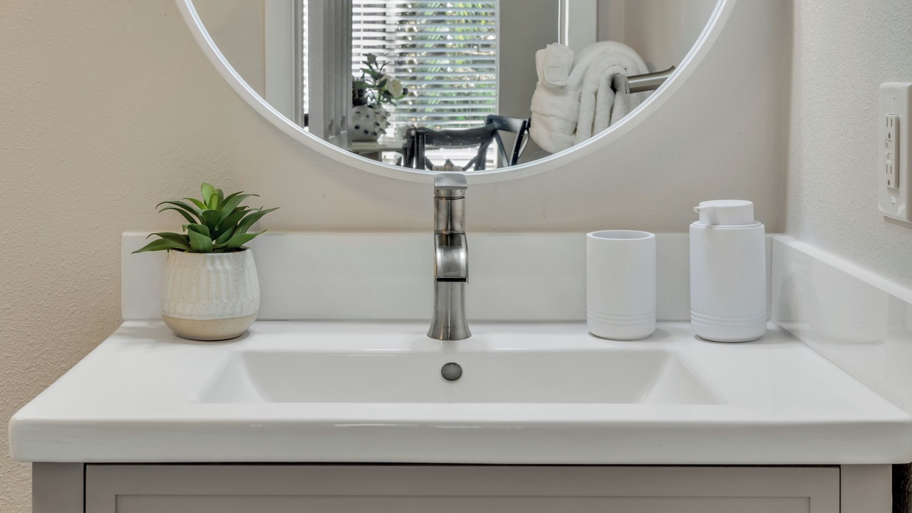 Photo of Bathroom in New Smyrna Beach