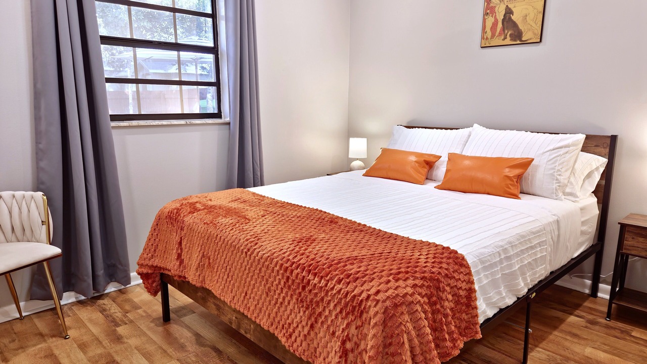 Photo of Bedroom in Dunnellon