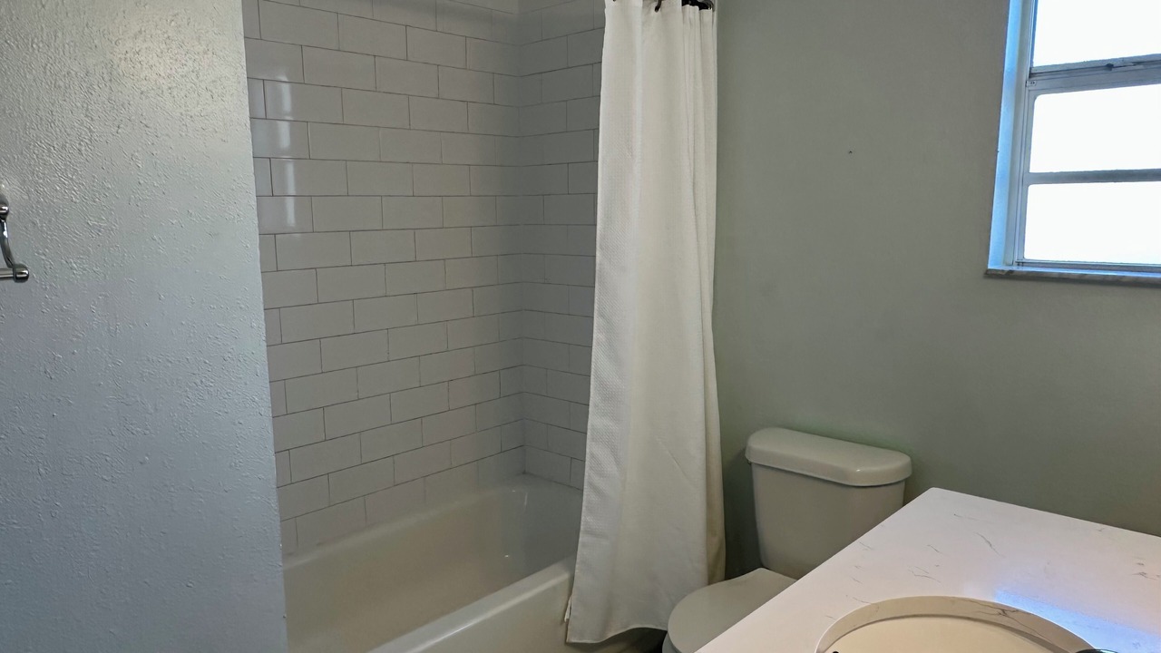 Photo of Bathroom in East Tampa