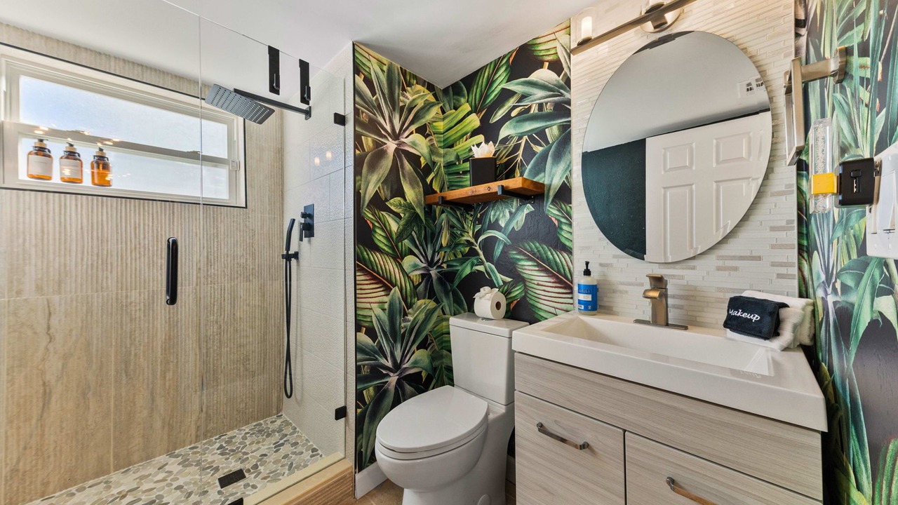 Photo of Bathroom in Seminole