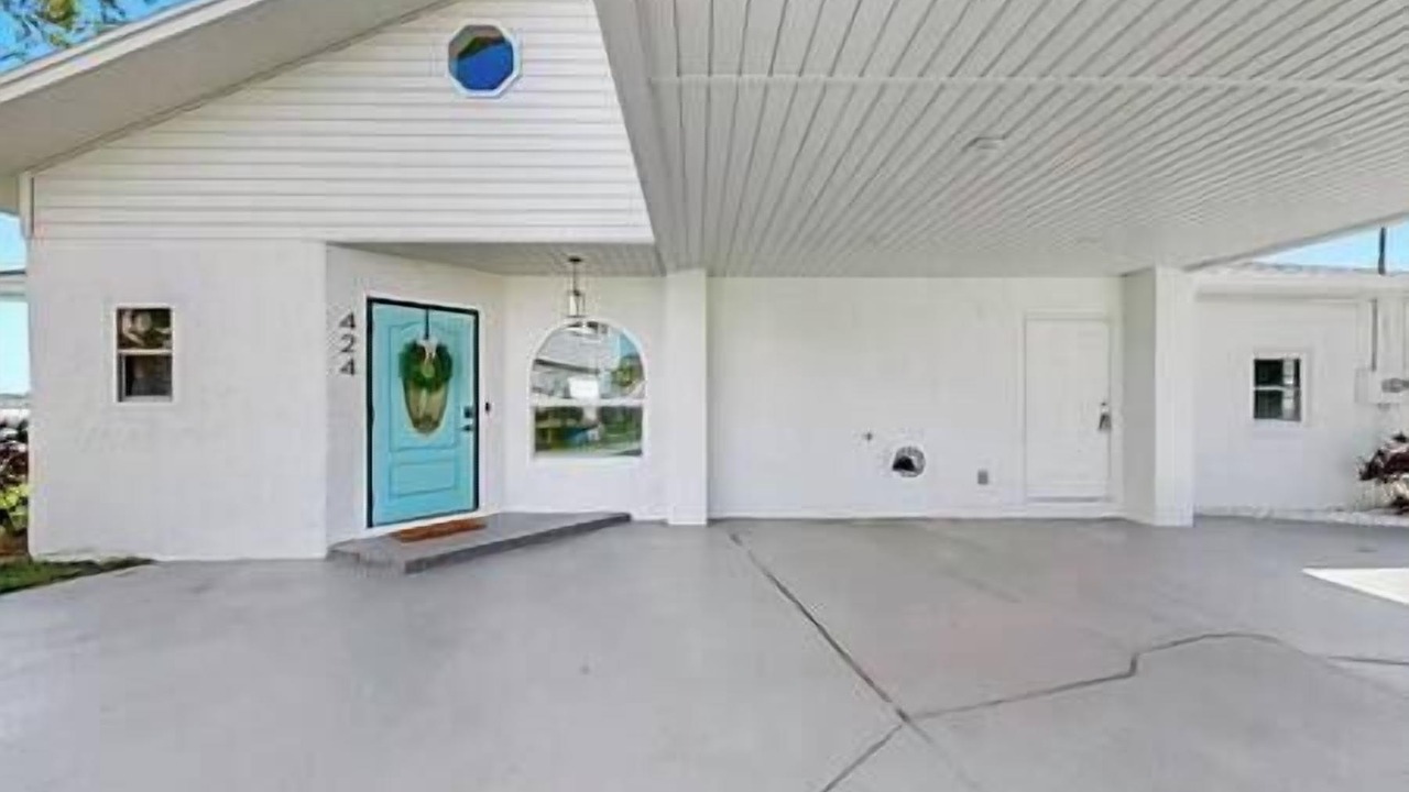 Photo of Outdoor in Tarpon Springs