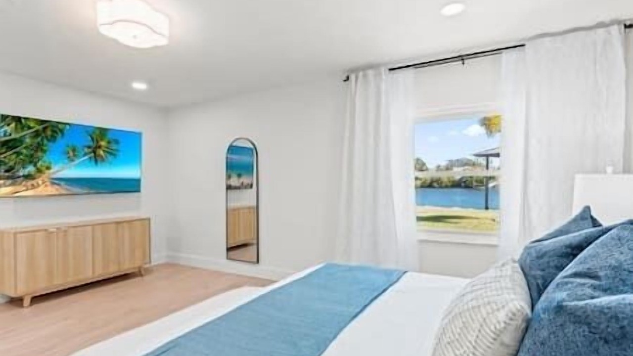 Photo of Bedroom in Tarpon Springs