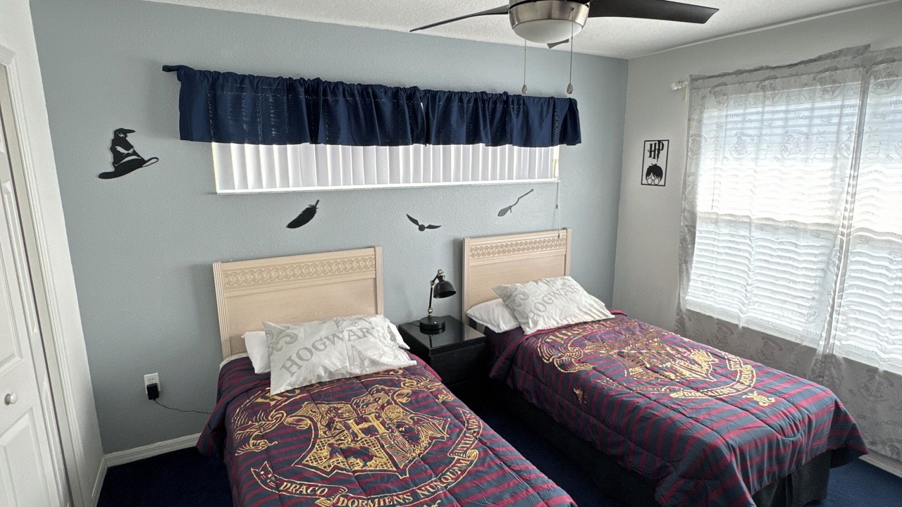 Photo of Bedroom in Sunset Lakes
