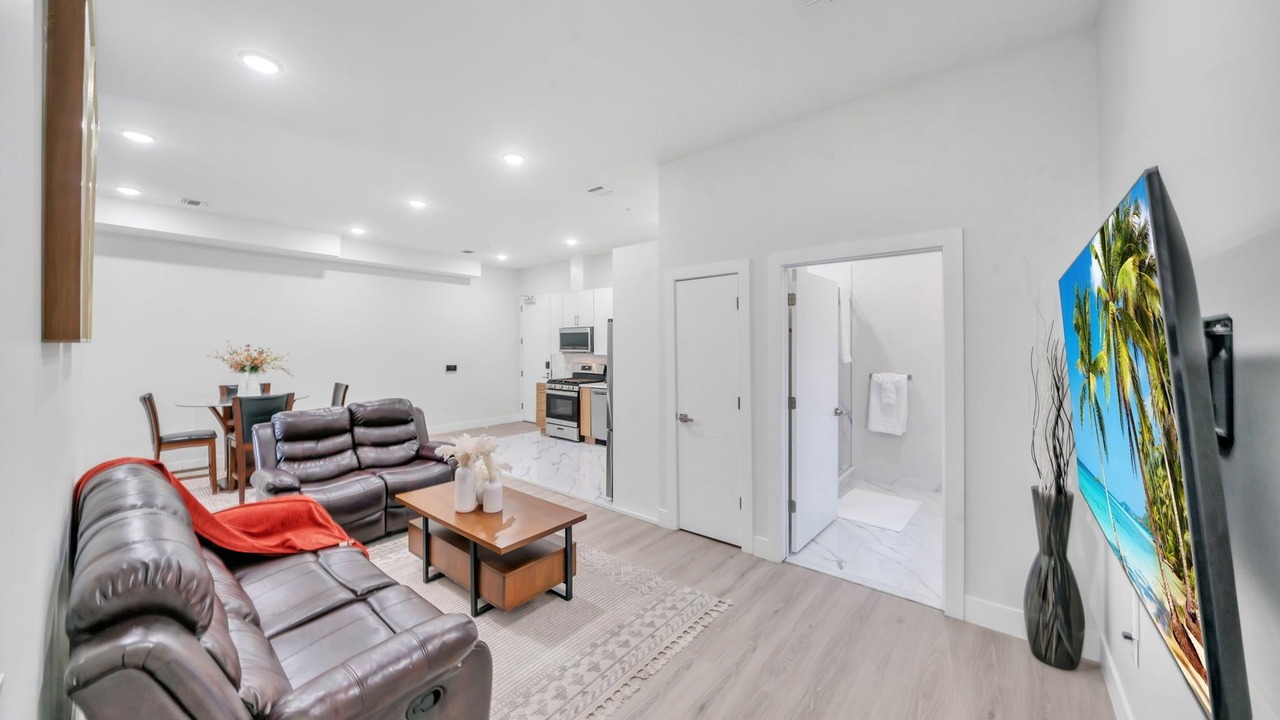 Photo of Livingroom in Paterson