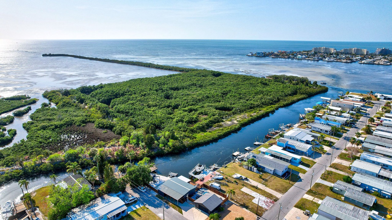 Photo of Outdoor in Signal Cove