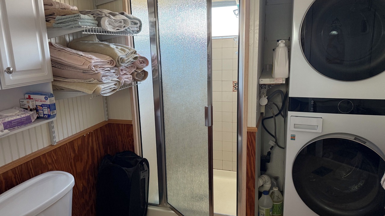 Photo of Bathroom in Signal Cove