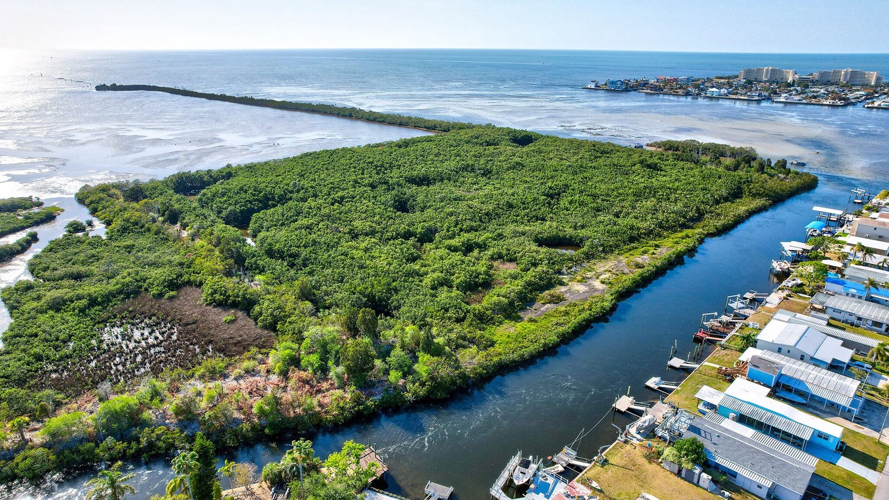 Photo of Outdoor in Signal Cove