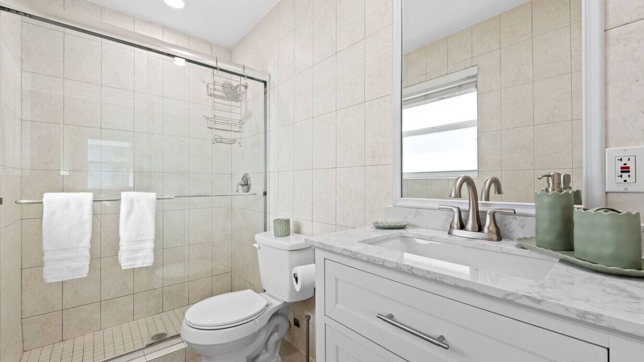 Photo of Bathroom in The Cove