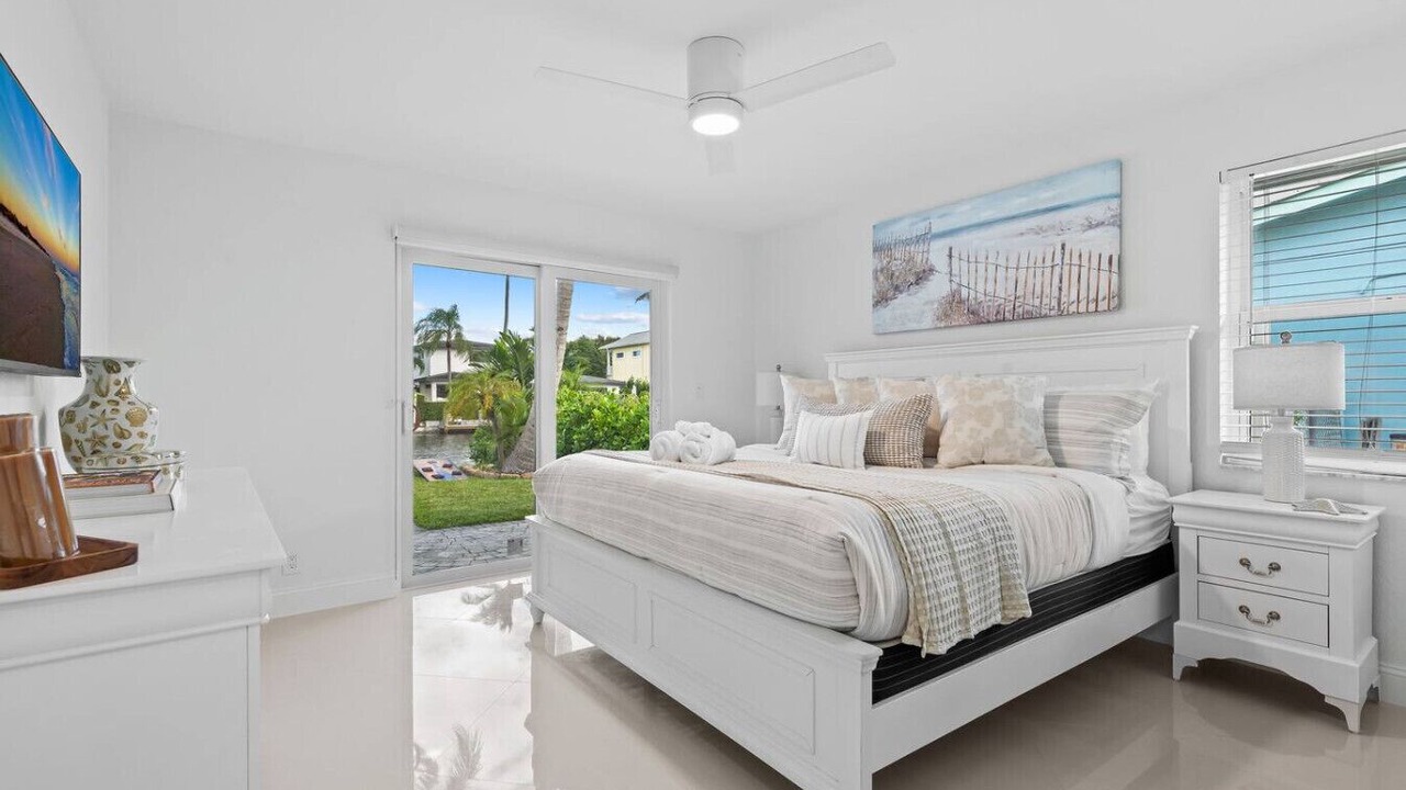 Photo of Bedroom in The Cove