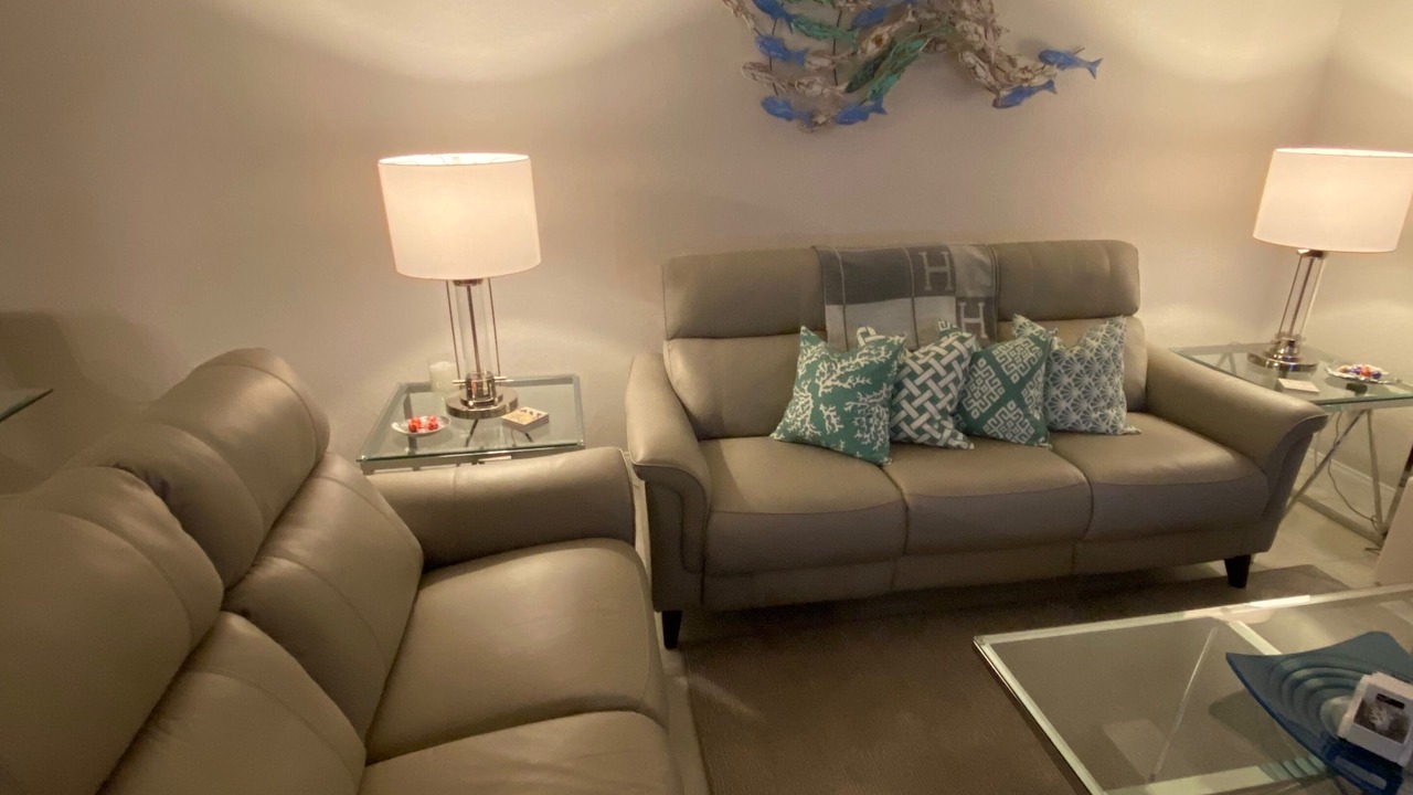 Photo of Livingroom in North Causeway