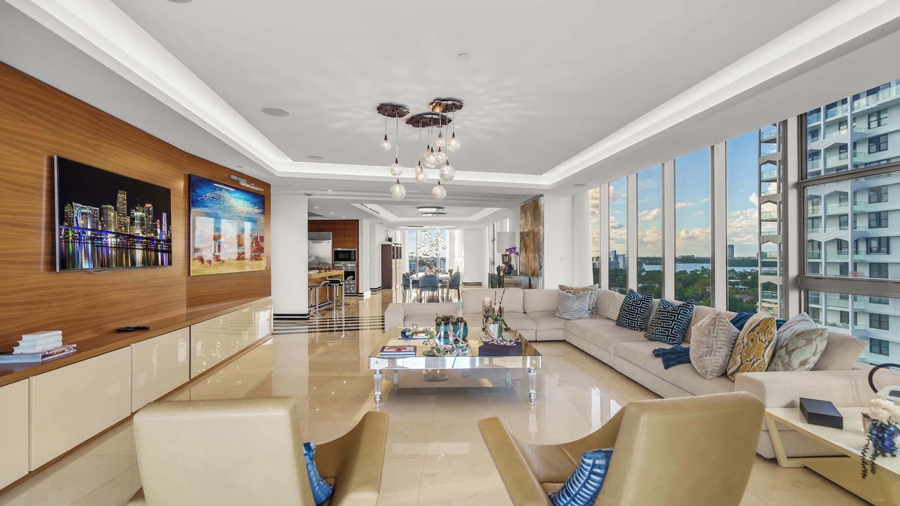 Photo of Bedroom in Bal Harbour