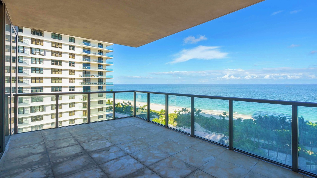 Photo of Patio Balcony in Bal Harbour