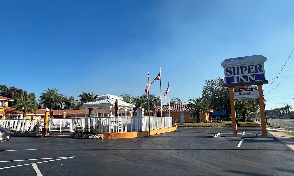 Photo of Outdoor in Bethune Grant