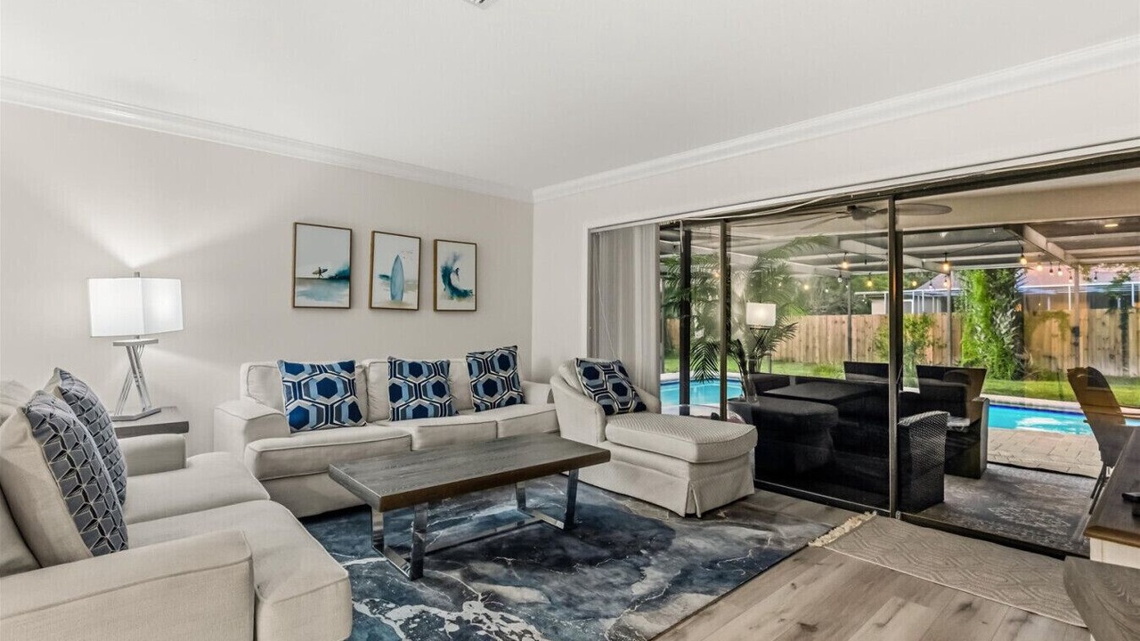 Photo of Livingroom in Westlake Village