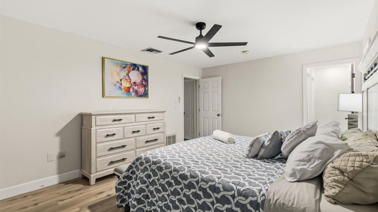 Photo of Bedroom in Westlake Village