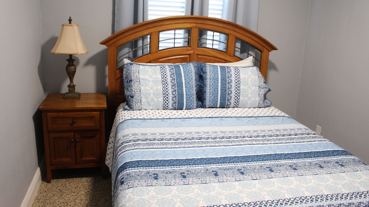 Photo of Bedroom in Doctors Inlet