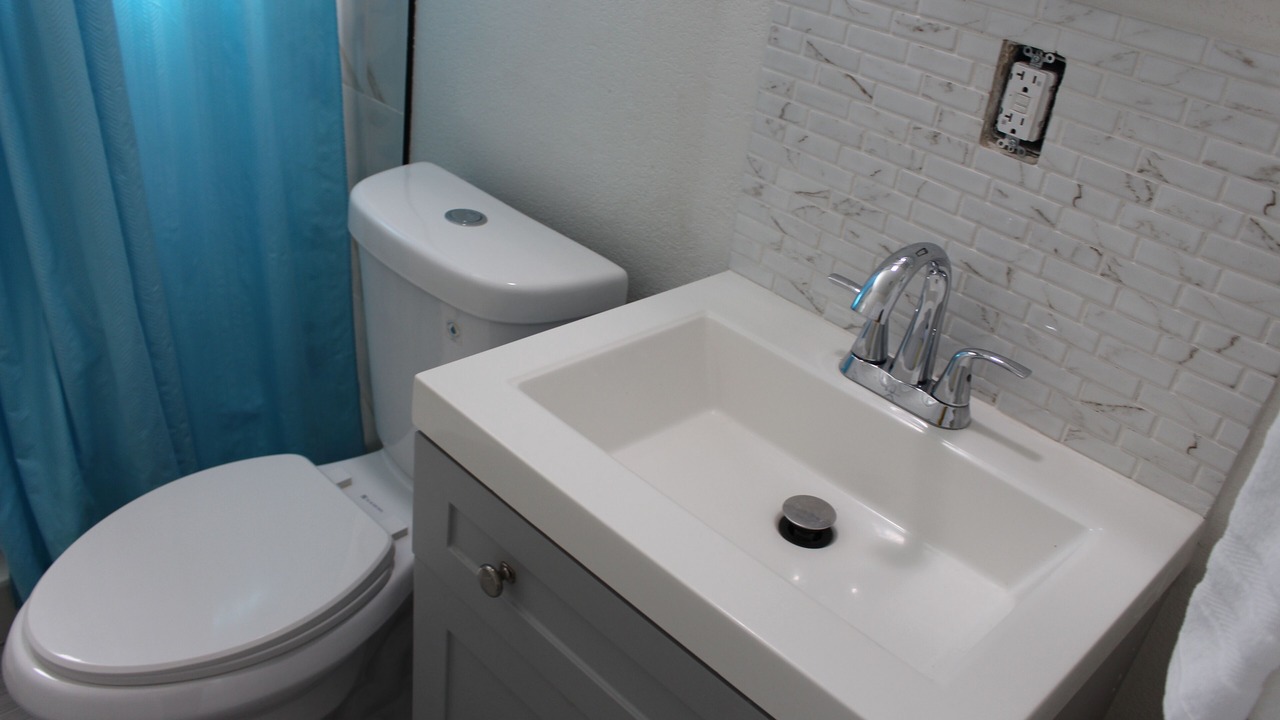 Photo of Bathroom in Doctors Inlet
