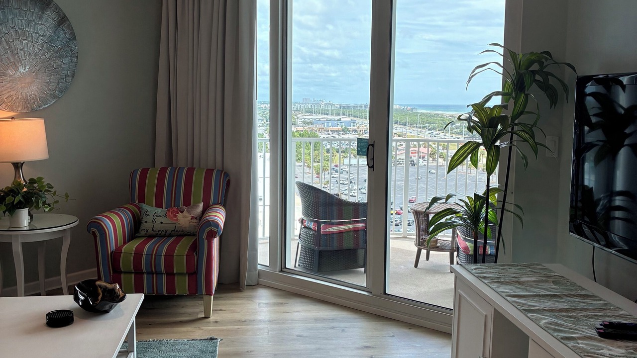 Photo of Livingroom in Destin