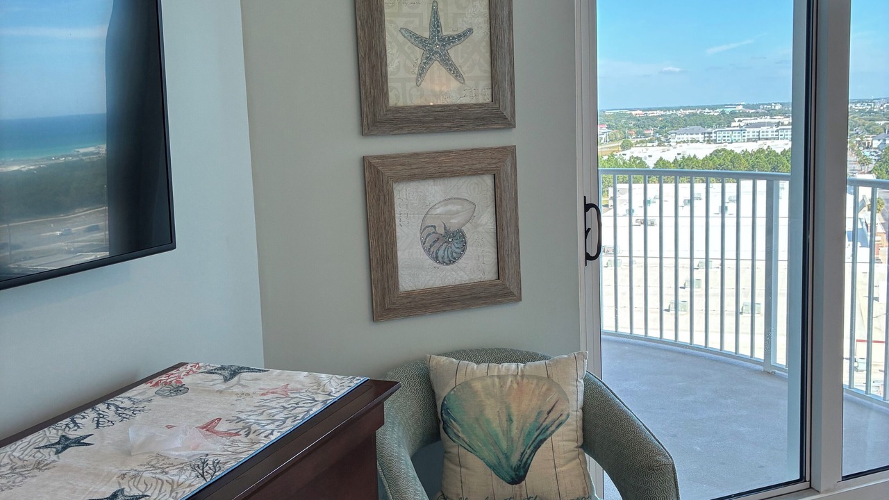 Photo of Livingroom in Destin