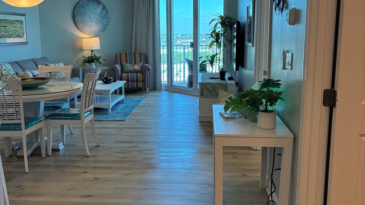 Photo of Livingroom in Destin