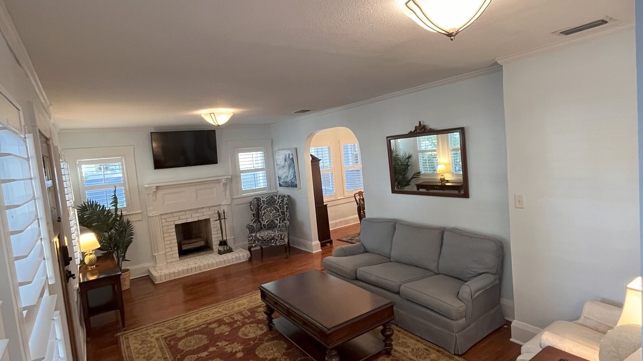 Photo of Livingroom in Tampa Heights