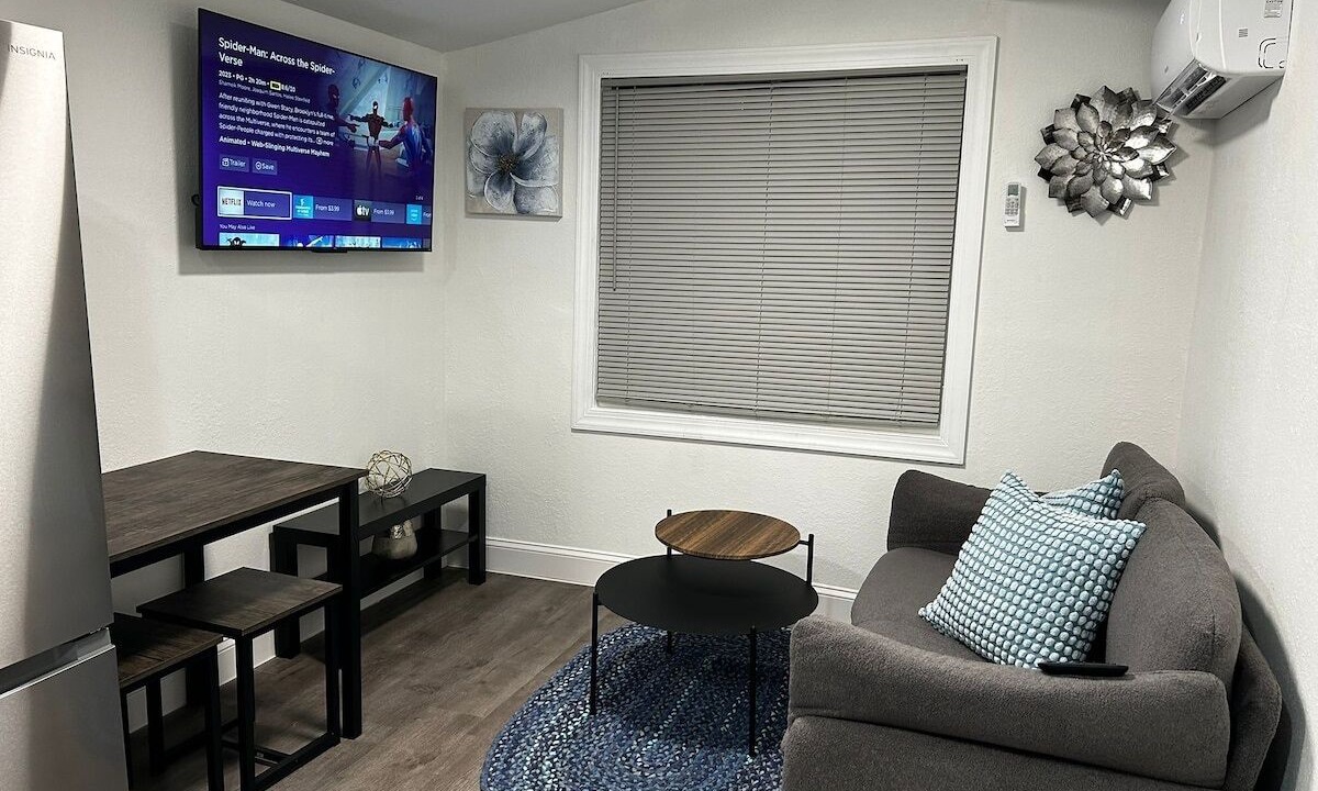 Photo of Livingroom in Tampa Heights