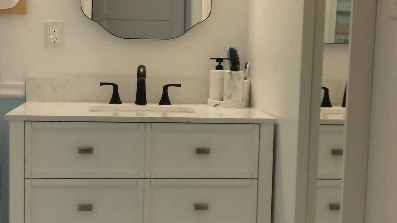 Photo of Bathroom in West De Land