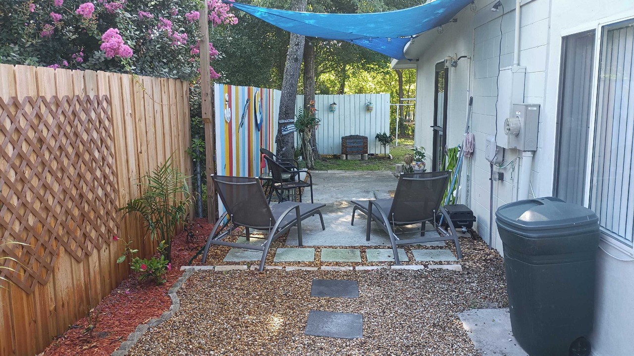 Photo of Patio Balcony in West De Land