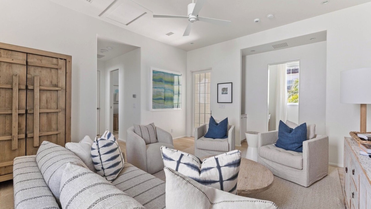 Photo of Livingroom in Seacrest