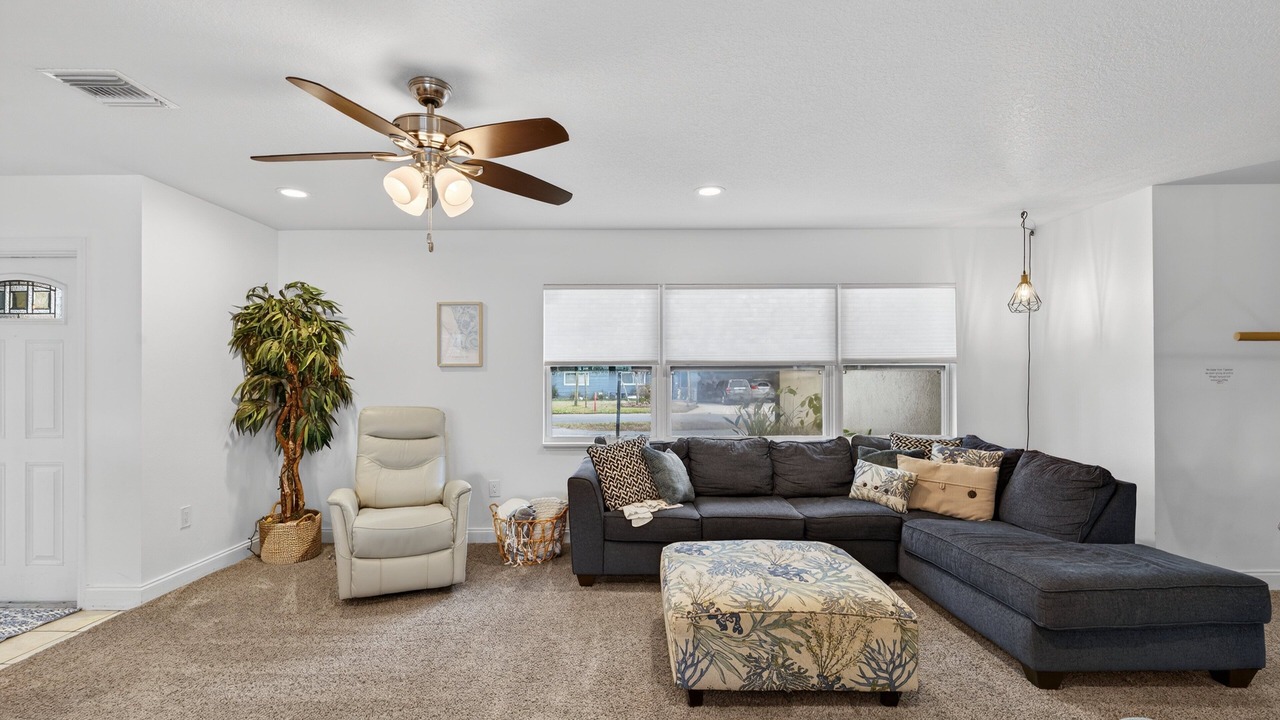 Photo of Livingroom in Bellevue Terrace