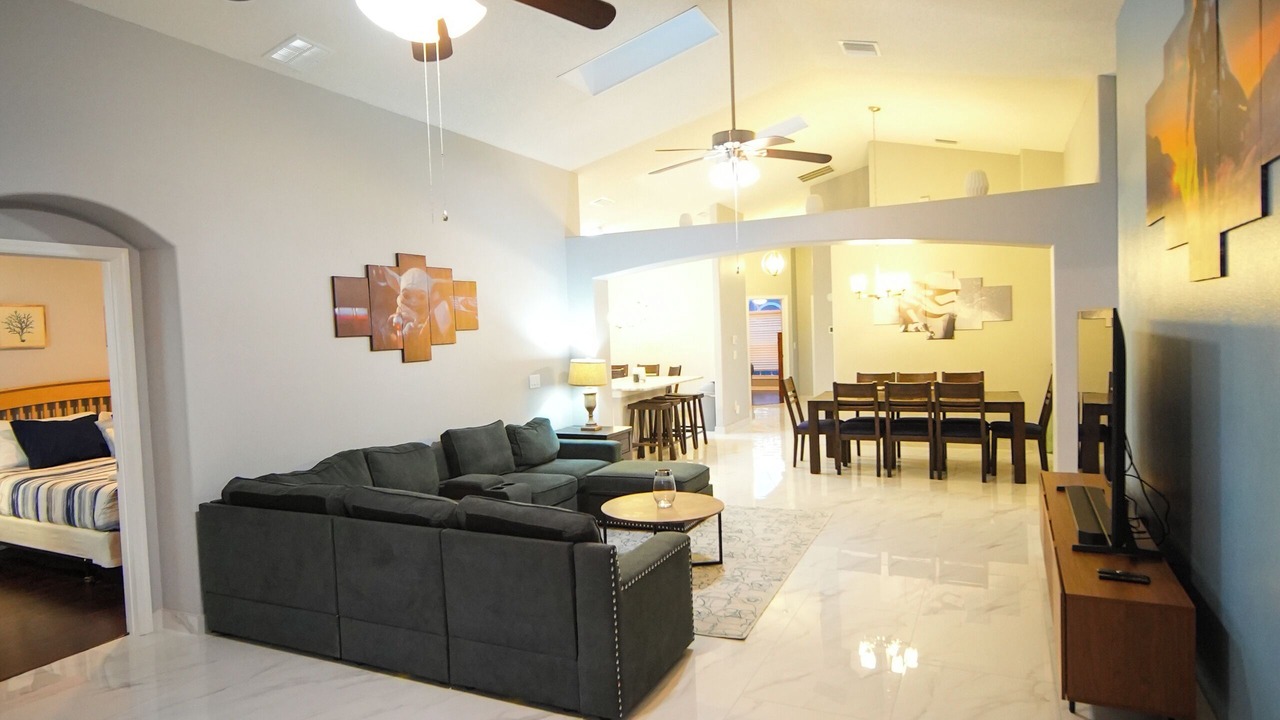 Photo of Livingroom in Windsor Palms