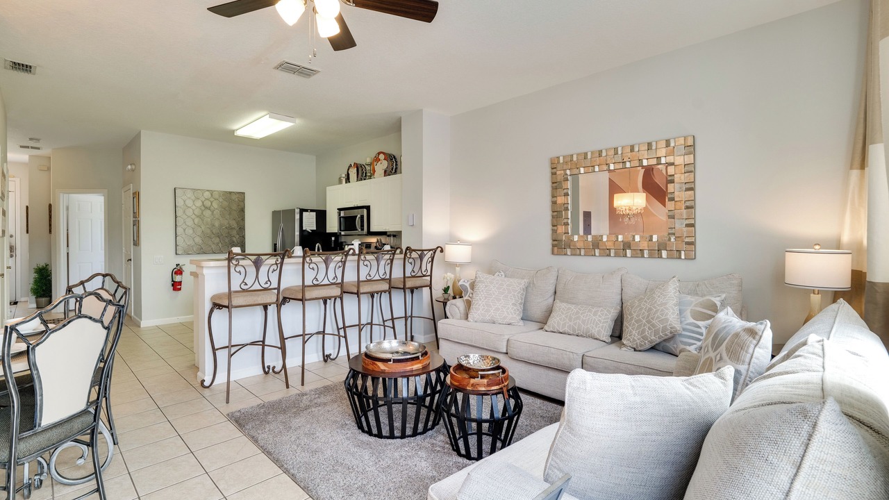 Photo of Livingroom in Windsor Palms