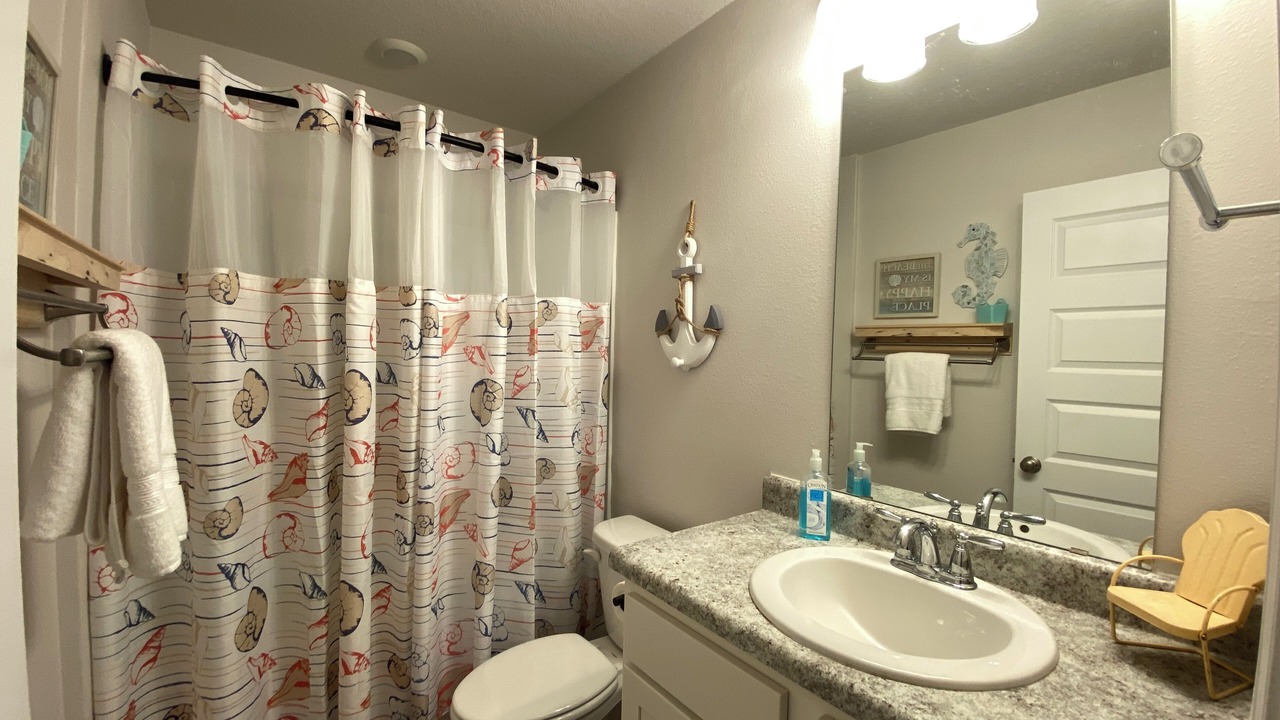 Photo of Bathroom in Laurel Hill