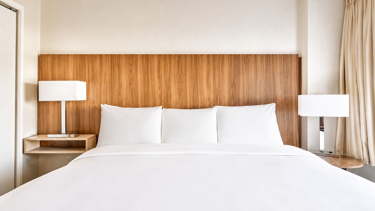 Photo of Bedroom in Florida Center
