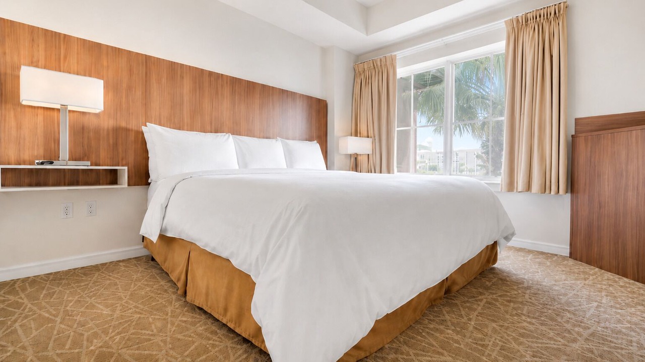 Photo of Bedroom in Florida Center