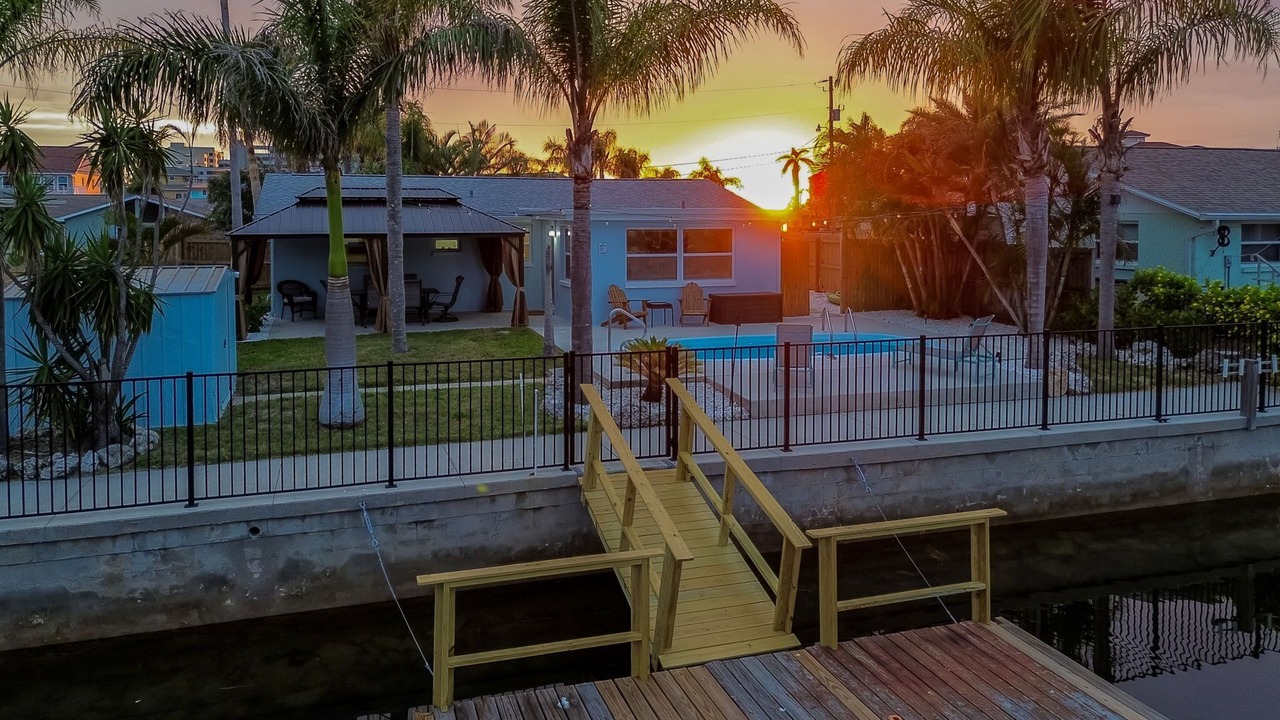 Photo of Outdoor in Hudson Beach Estates