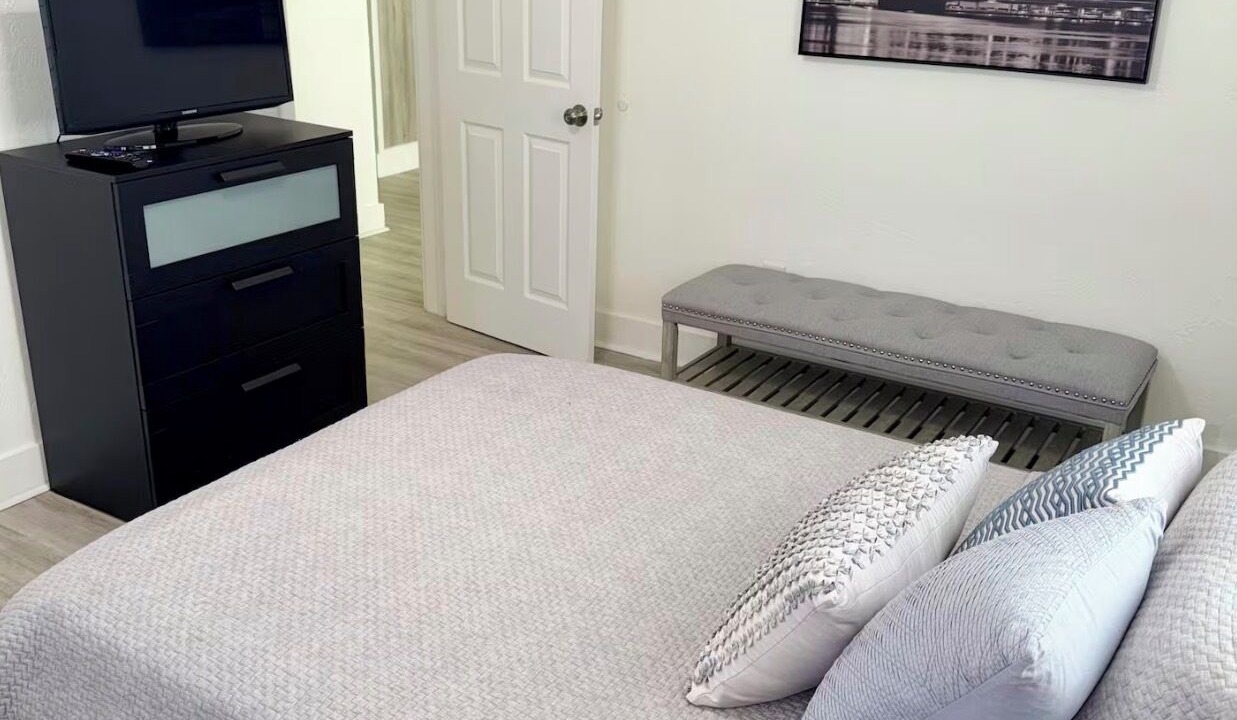 Photo of Bedroom in Kendall