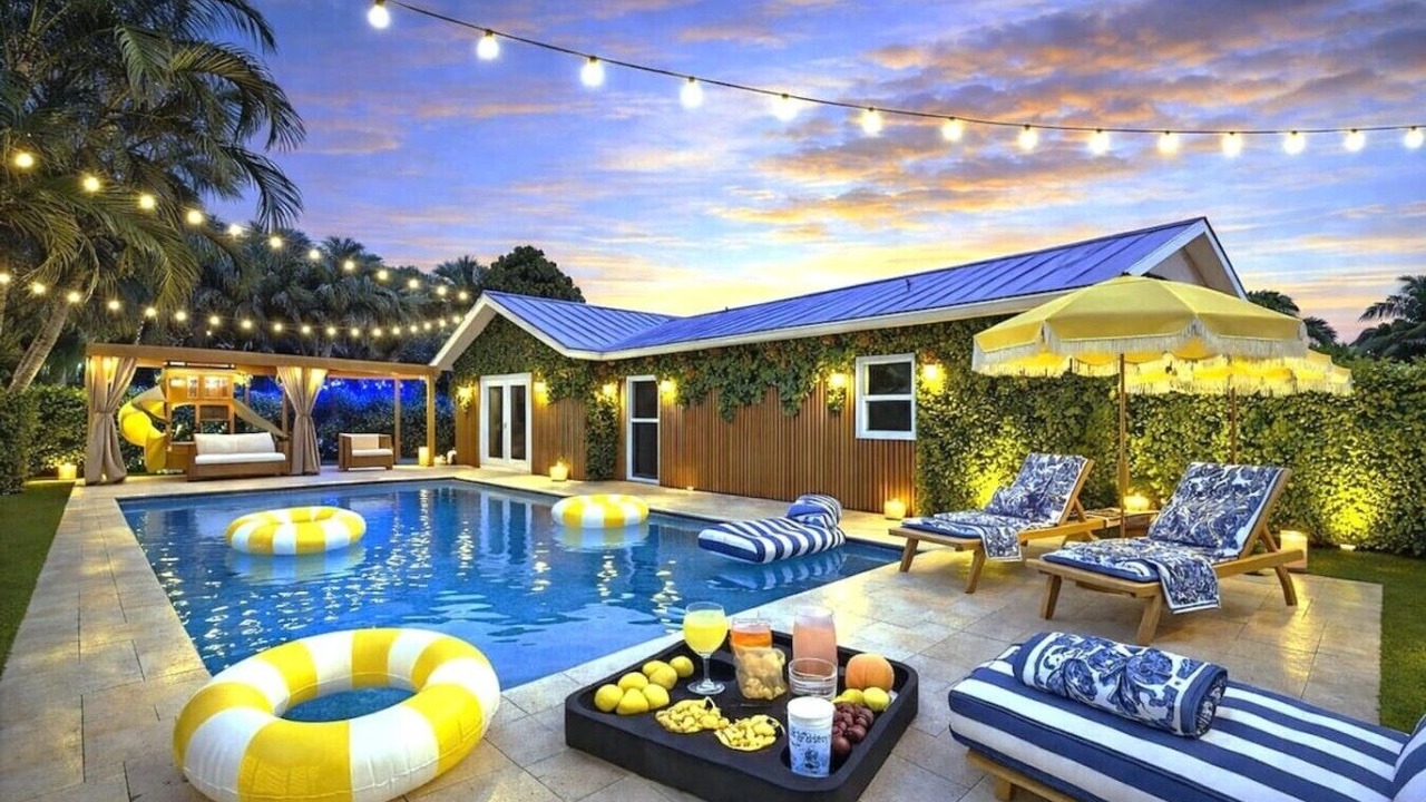 Photo of Outdoor in Tropic Palms