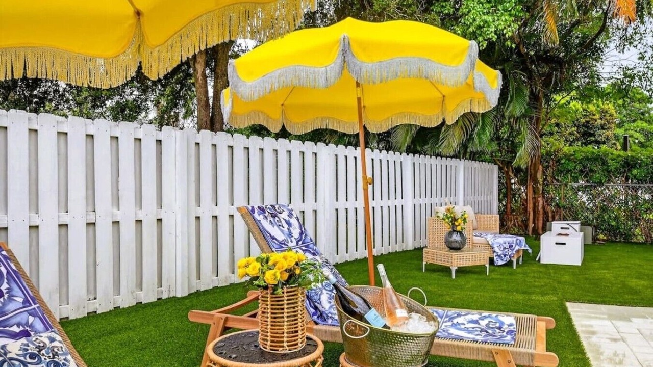 Photo of Outdoor in Tropic Palms